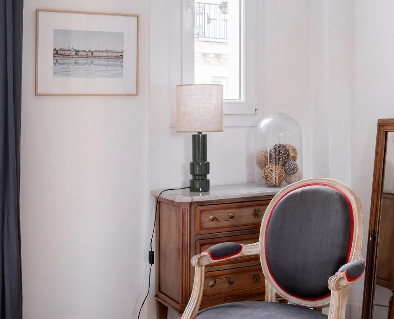 Veeve - Cotton White Apartment Paris